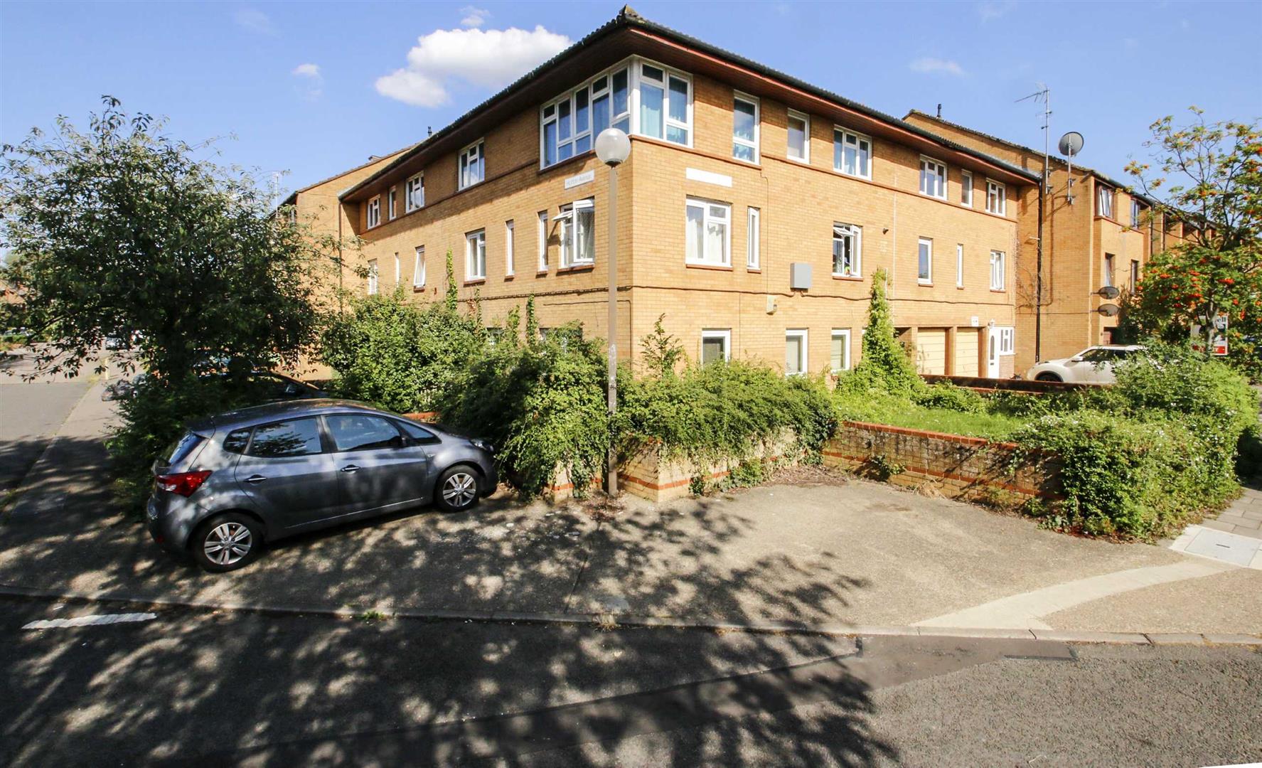 Shackleton Place, Oldbrook, Milton Keynes